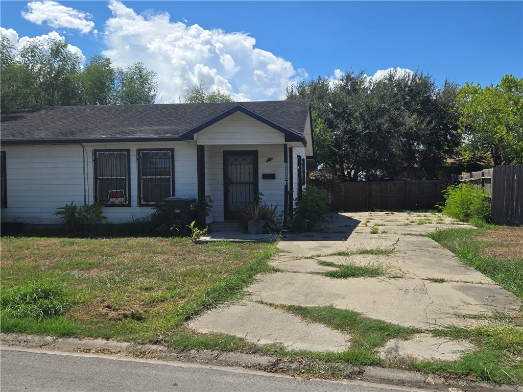 1117 Green Earth Drive Corpus Christi TX 78405