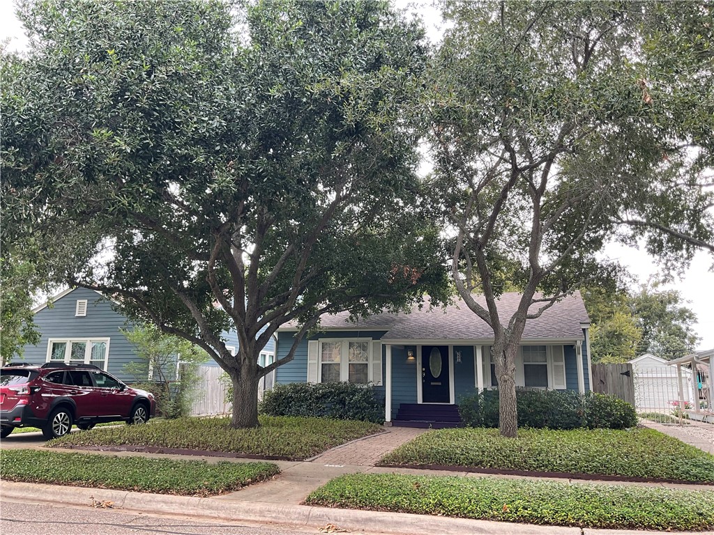 321 Naples Street Corpus Christi TX 78404