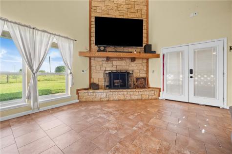 15324 County Road 1196 Sinton TX 78387