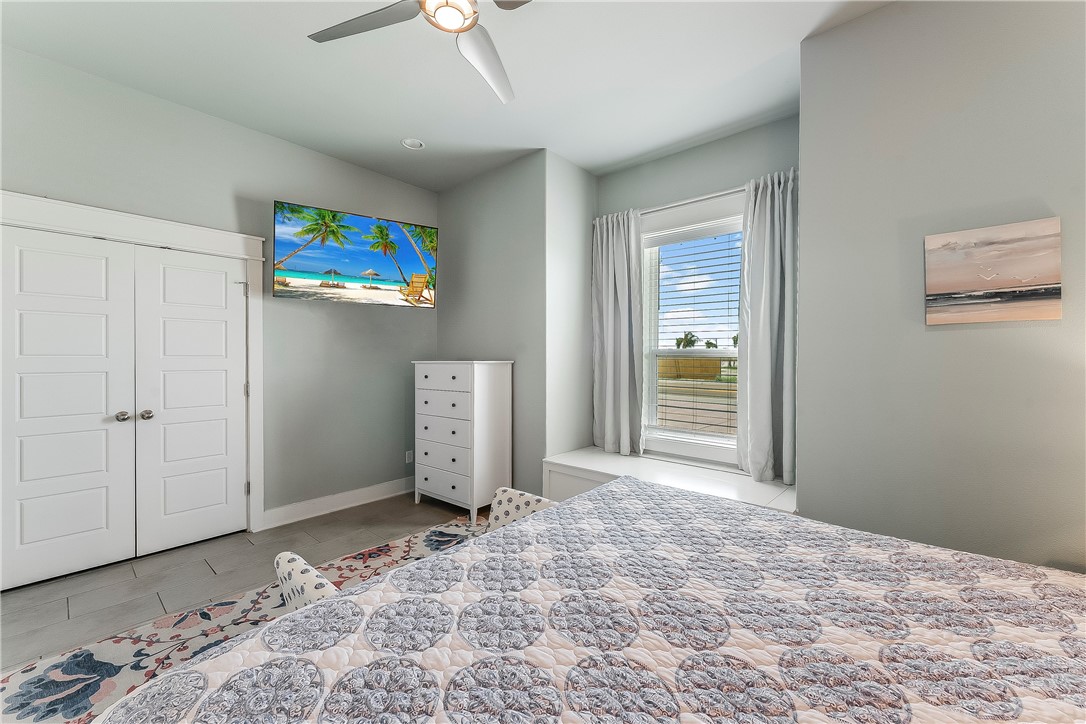 2821 S 11th Street 101 Port Aransas TX 78373