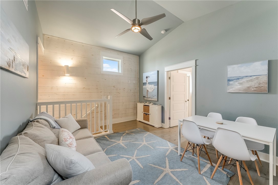 2821 S 11th Street 101 Port Aransas TX 78373
