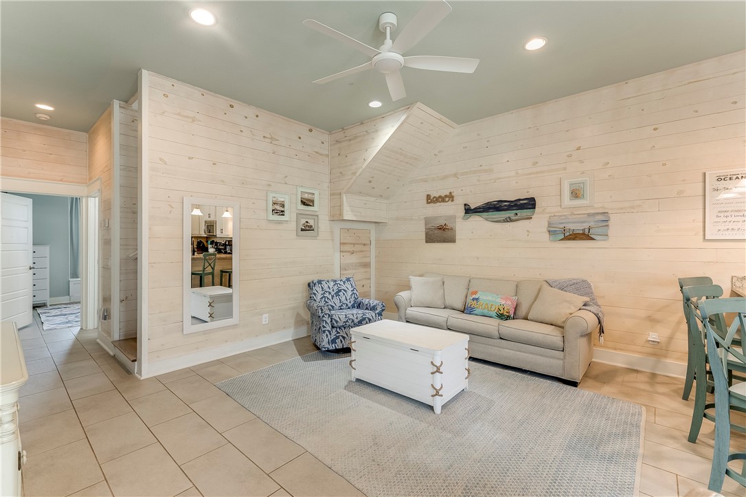 2821 S 11th Street 101 Port Aransas TX 78373