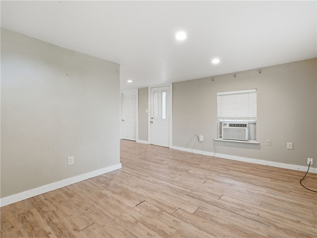 402 E Nopal Street Rockport TX 78382