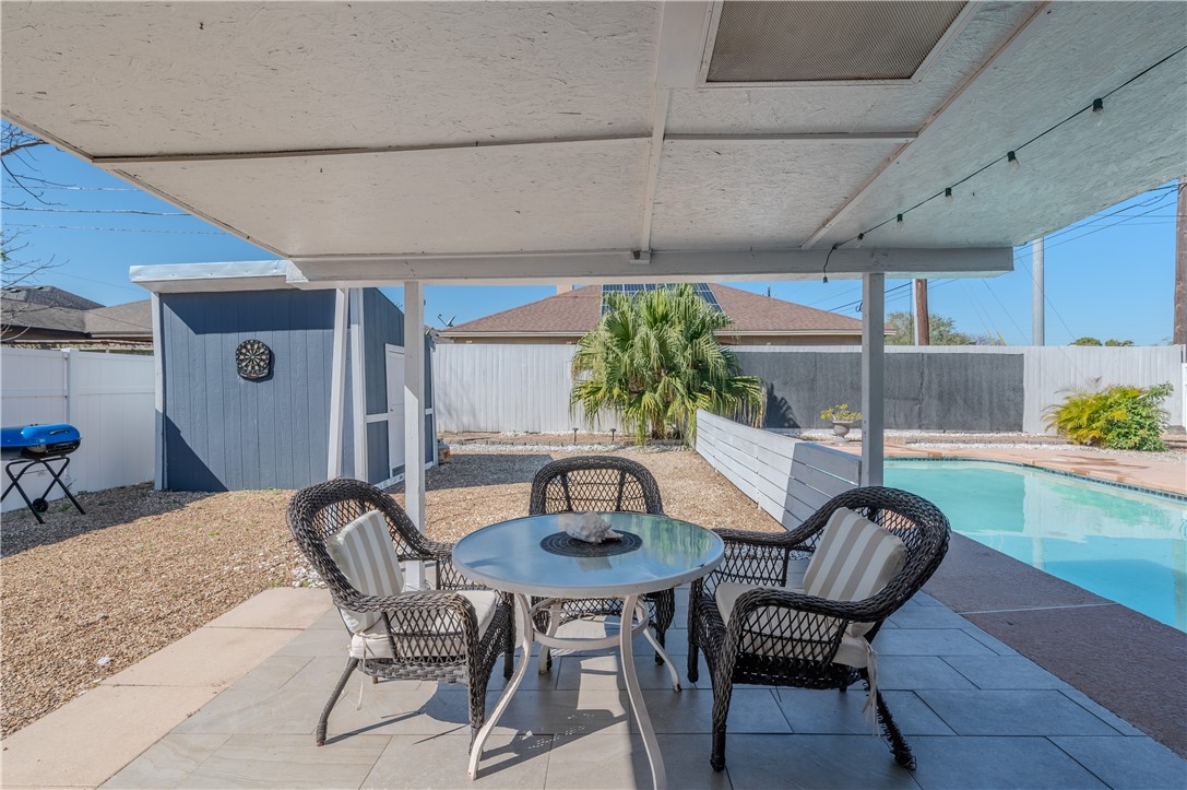 2301 Vialoux Drive Corpus Christi TX 78418