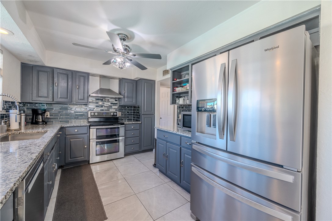 2301 Vialoux Drive Corpus Christi TX 78418