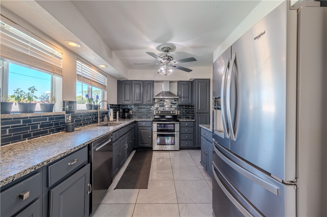 2301 Vialoux Drive Corpus Christi TX 78418