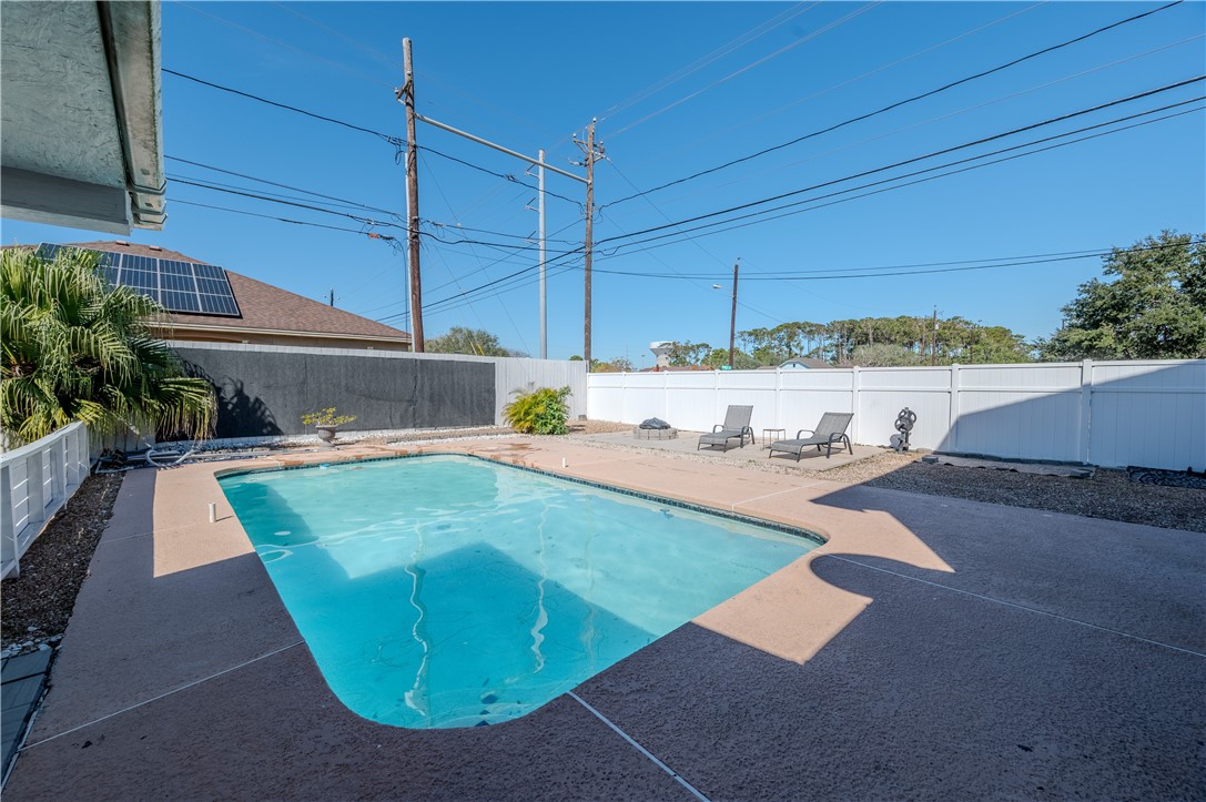 2301 Vialoux Drive Corpus Christi TX 78418