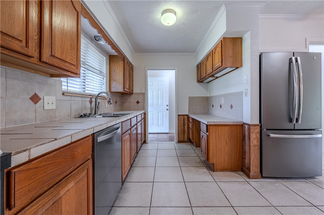 809 Crestview Drive Corpus Christi TX 78412