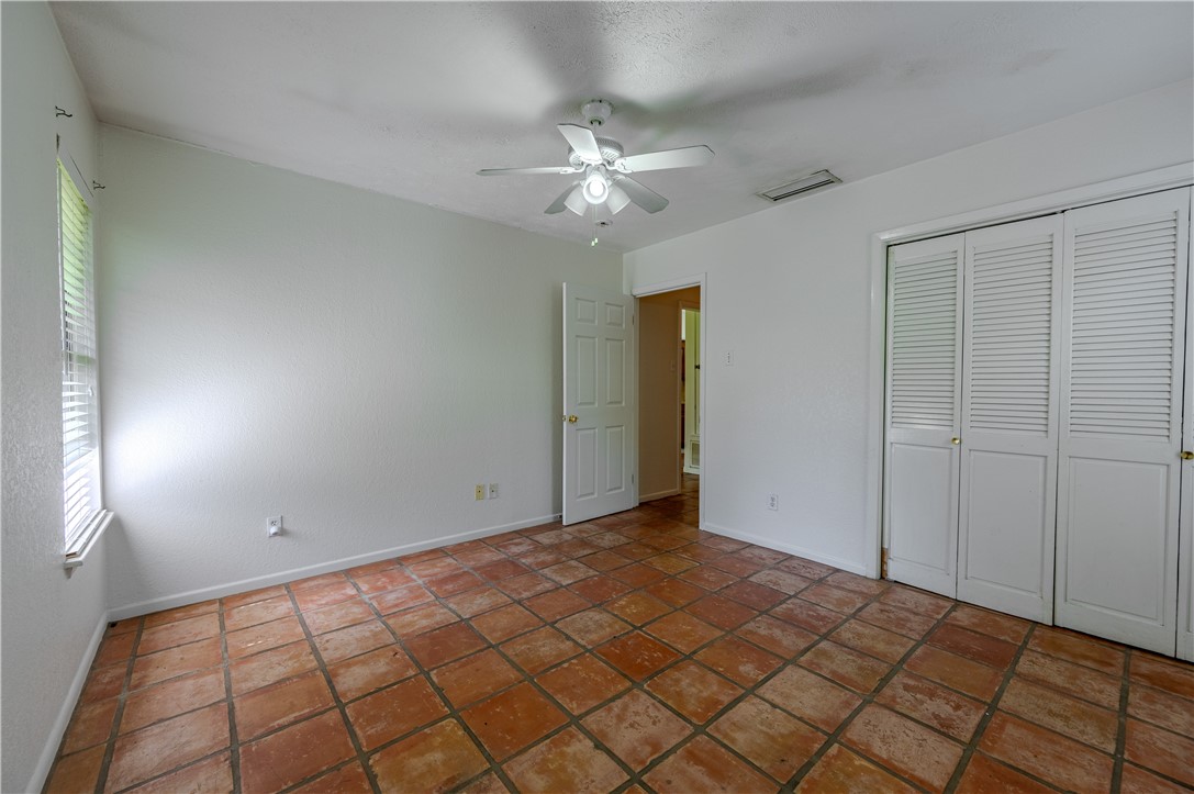 809 Crestview Drive Corpus Christi TX 78412