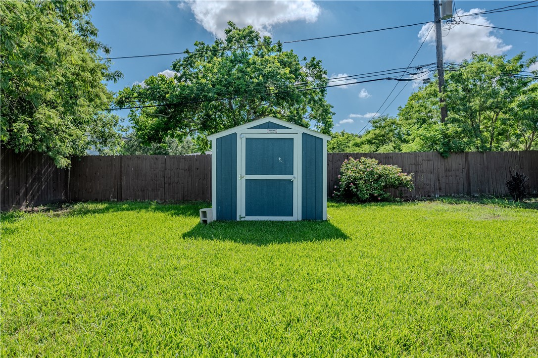 809 Crestview Drive Corpus Christi TX 78412