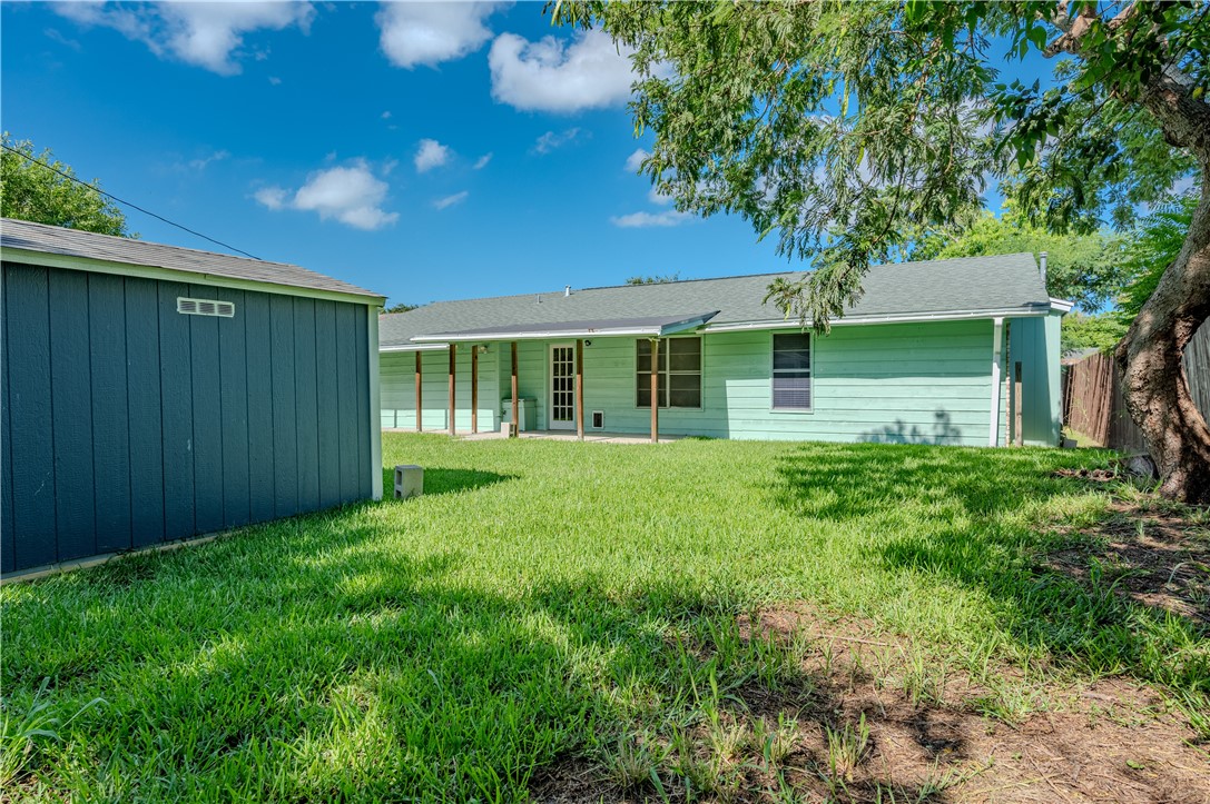 809 Crestview Drive Corpus Christi TX 78412