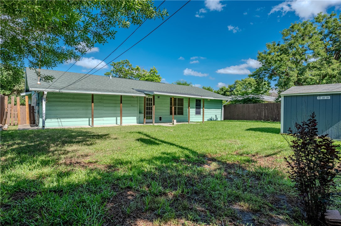 809 Crestview Drive Corpus Christi TX 78412
