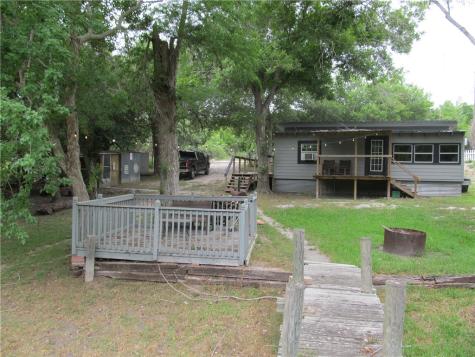 119 Horseshoe Cliff Sandia TX 78383