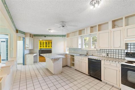 343 W Wheeler Avenue Aransas Pass TX 78336