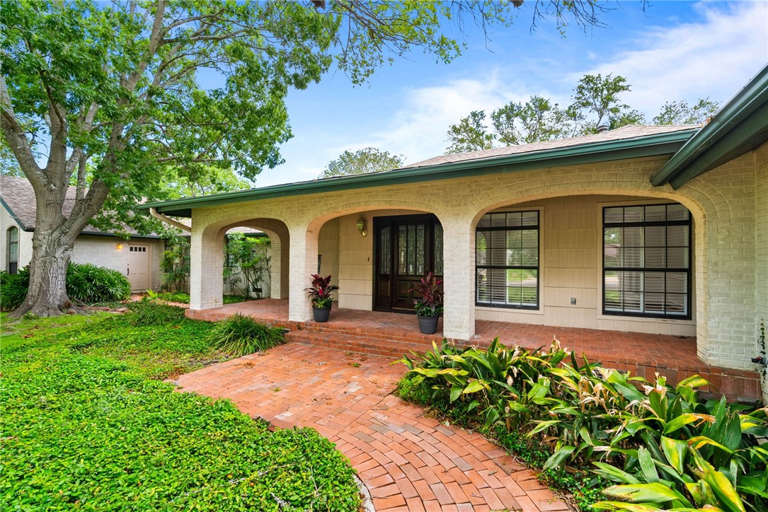 457 Delaine Drive Corpus Christi TX 78411