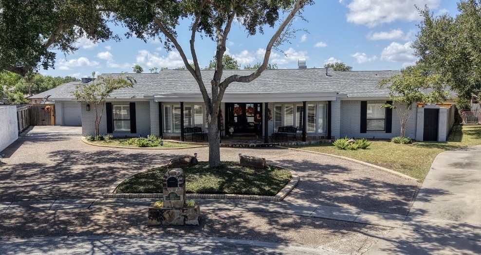 5017 Lost Creek Circle Corpus Christi TX 78413