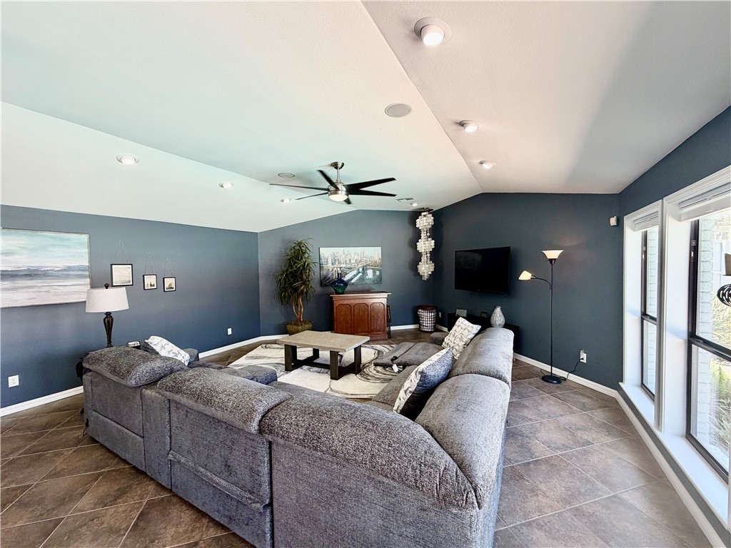 5017 Lost Creek Circle Corpus Christi TX 78413