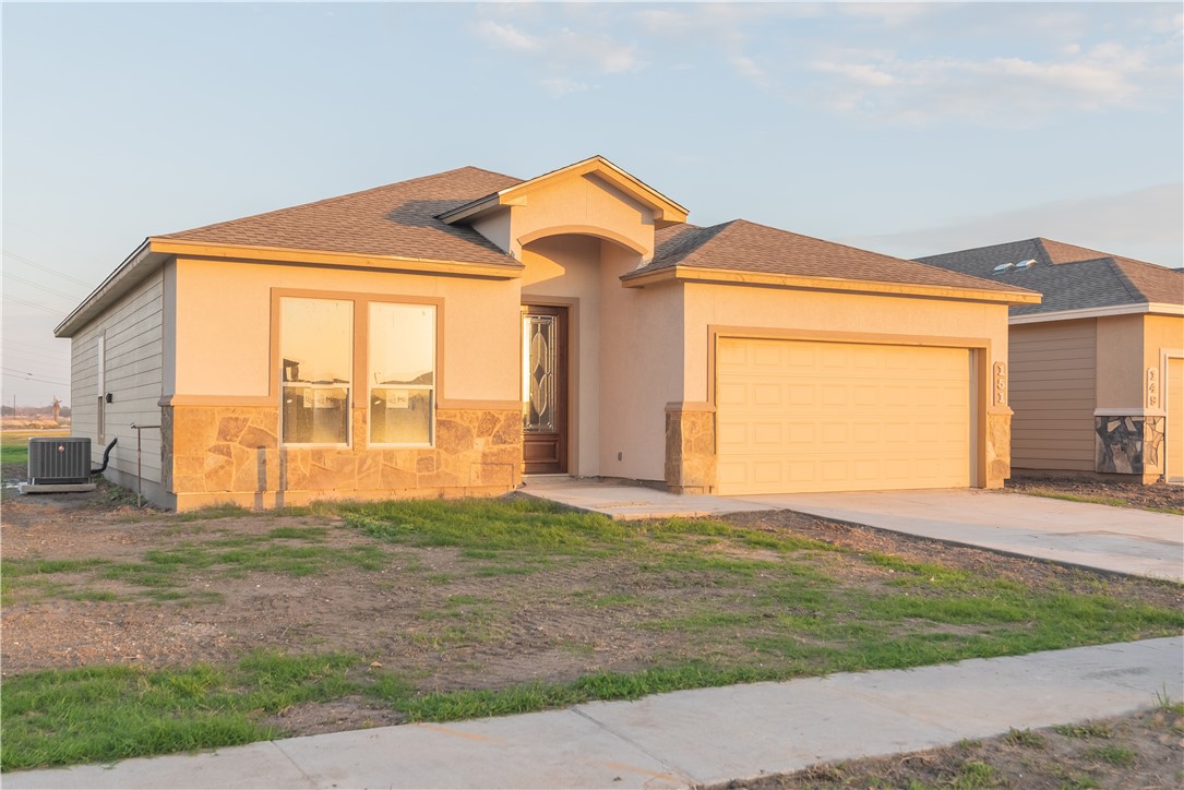 151 Bismarck Palm Drive Portland TX 78374