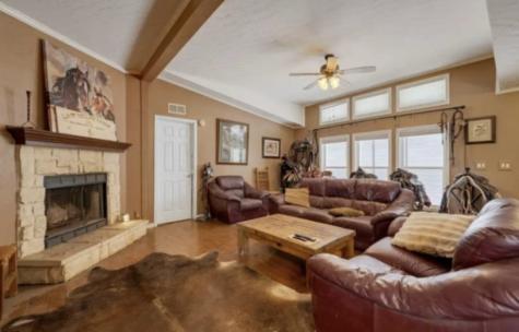 200 W 418 Creek Premont TX 78375