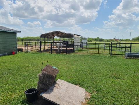 200 W 418 Creek Premont TX 78375