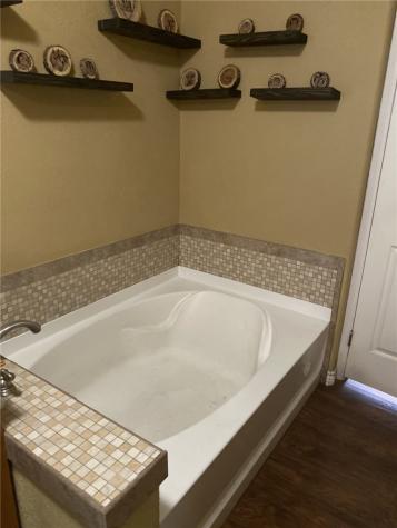 200 W 418 Creek Premont TX 78375