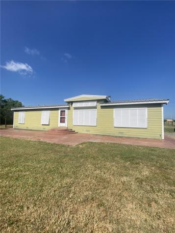 200 W 418 Creek Premont TX 78375