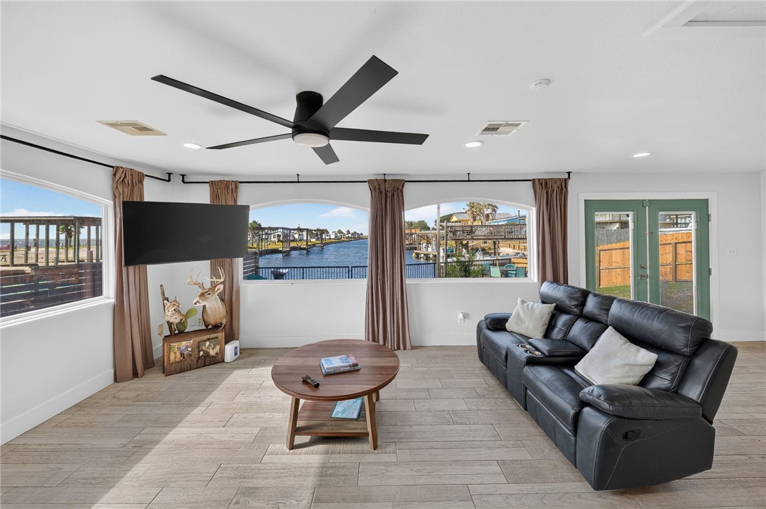 111 Caribbean Drive Corpus Christi TX 78418