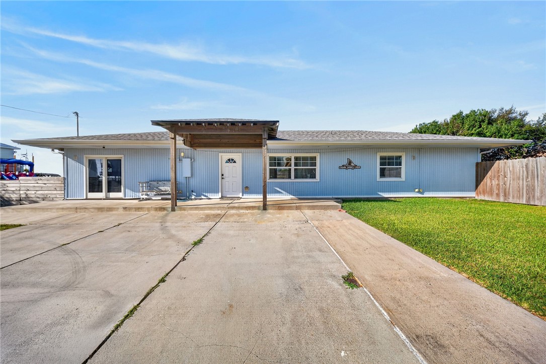 111 Caribbean Drive Corpus Christi TX 78418