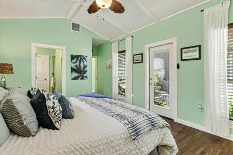53 Old Cottage Beach Rockport TX 78382