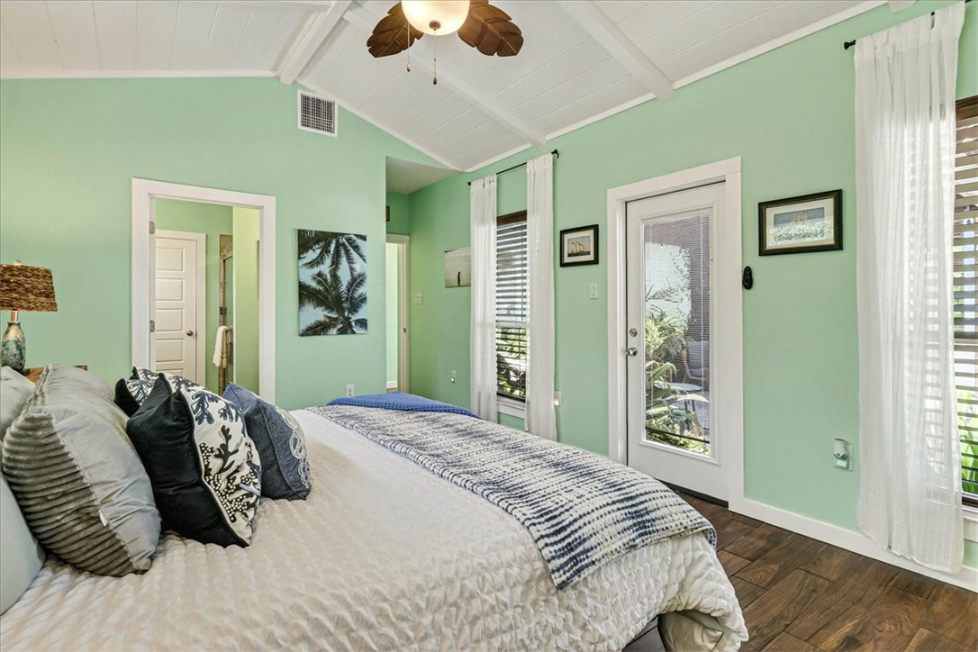 53 Old Cottage Beach Rockport TX 78382