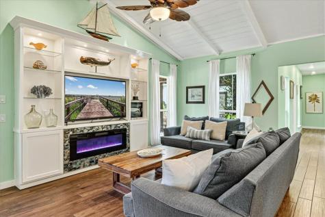 53 Old Cottage Beach Rockport TX 78382