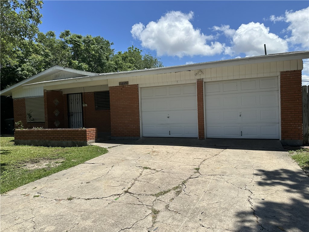 5809 Shamrock Drive Corpus Christi TX 78412