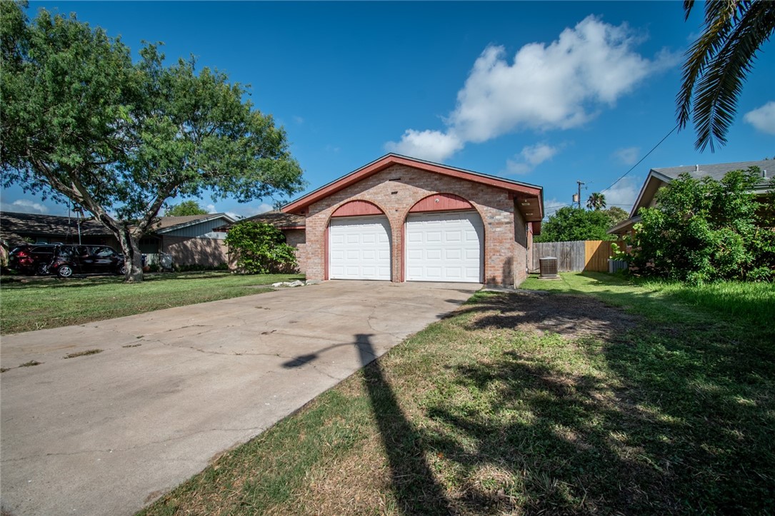 1305 Sealane Drive Corpus Christi TX 78412