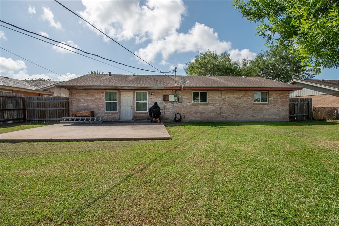 1305 Sealane Drive Corpus Christi TX 78412