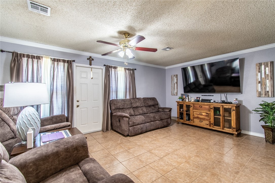 1305 Sealane Drive Corpus Christi TX 78412