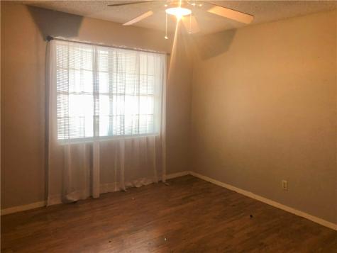 10446 5th Street Beeville TX 78102
