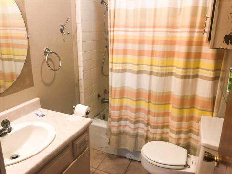 10446 5th Street Beeville TX 78102