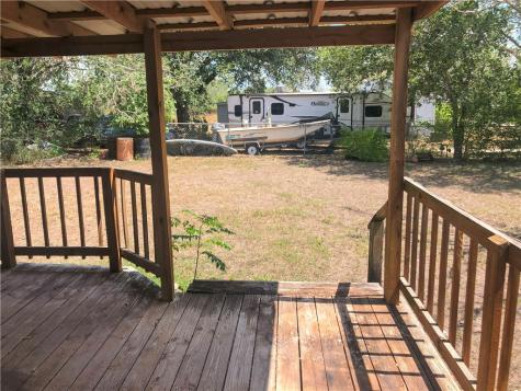 10446 5th Street Beeville TX 78102