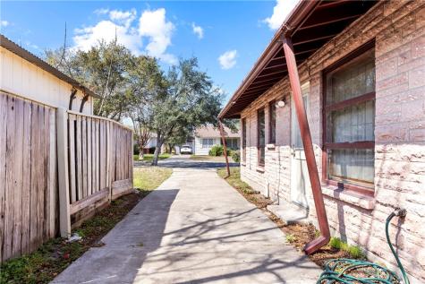 521 Chamberlain Street Corpus Christi TX 78404