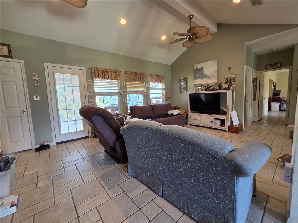 111 Paso Madera Rockport TX 78382