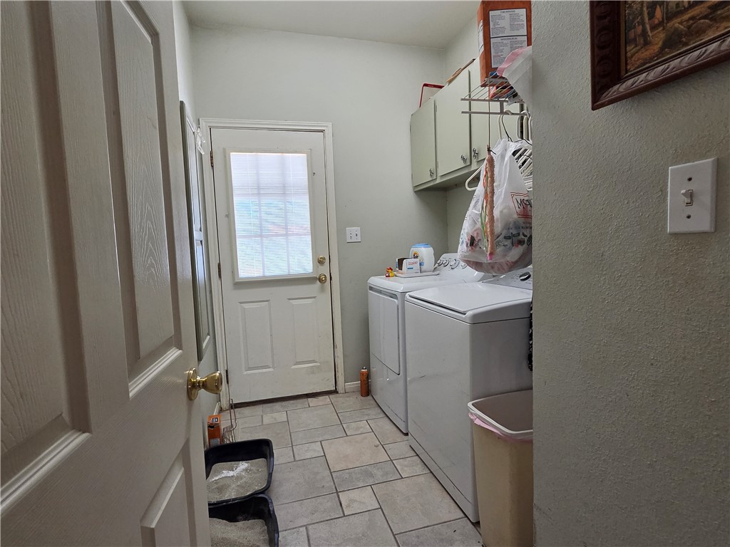 111 Paso Madera Rockport TX 78382