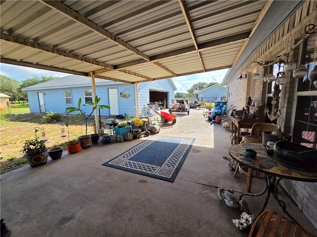 111 Paso Madera Rockport TX 78382