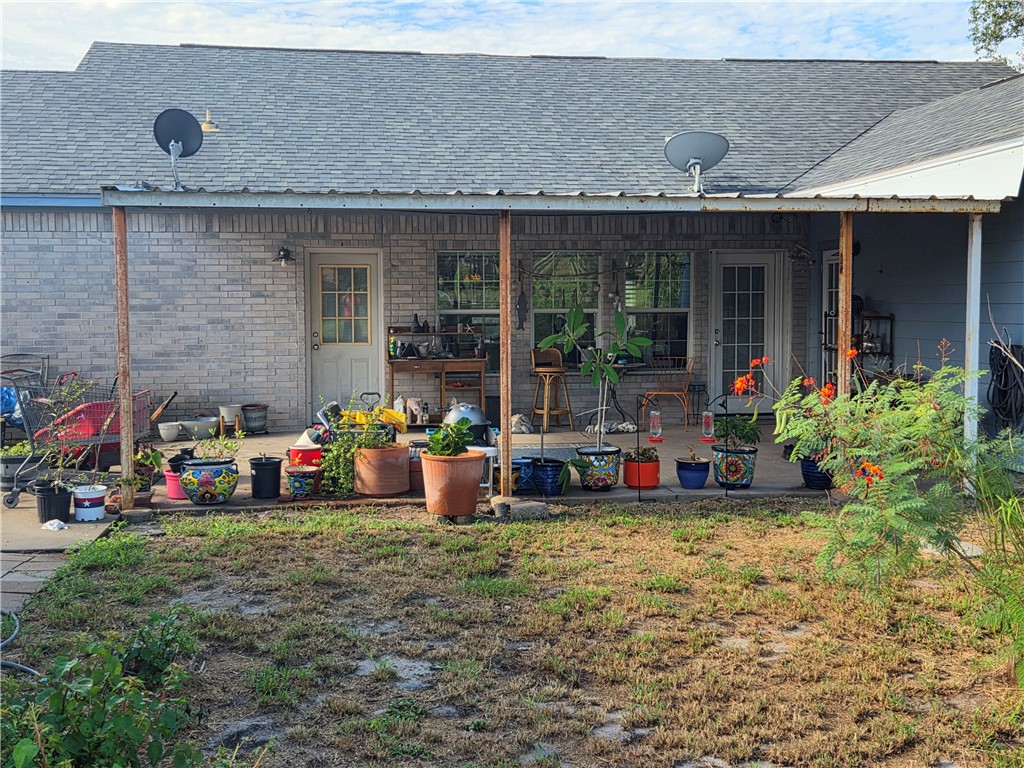 111 Paso Madera Rockport TX 78382
