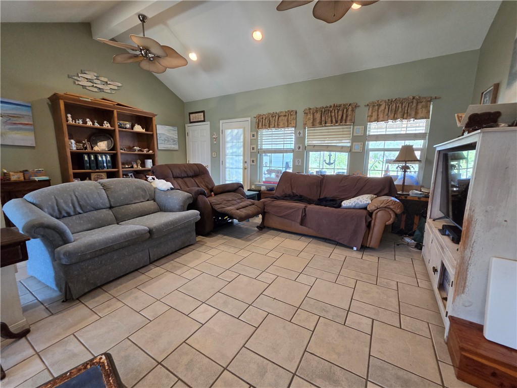 111 Paso Madera Rockport TX 78382
