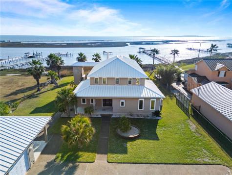 172 Front Street Rockport TX 78382