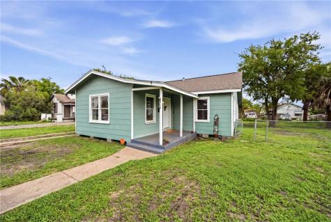 516 E Johnston Avenue Kingsville TX 78363