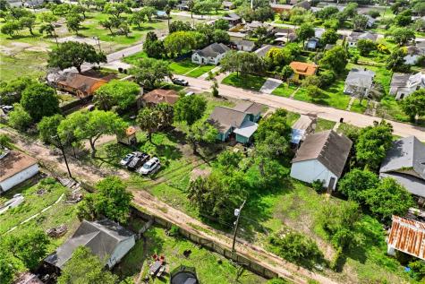 516 E Johnston Avenue Kingsville TX 78363