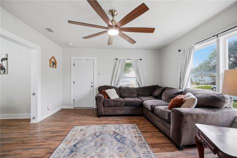 516 E Johnston Avenue Kingsville TX 78363