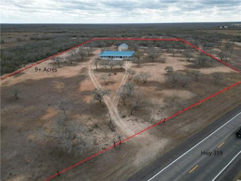 4493 W Highway 359 Benavides TX 78341