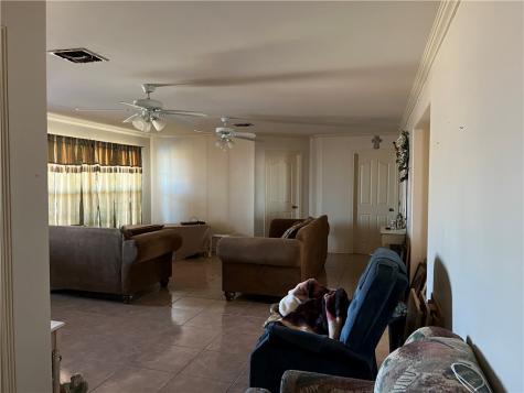 4493 W Highway 359 Benavides TX 78341